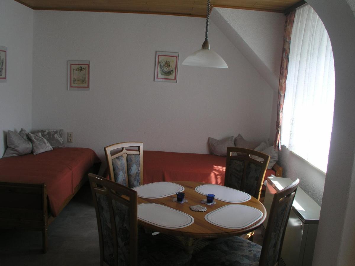 Ferienwohnung Am Deister Mit Grossem Balkon Springe Luaran gambar